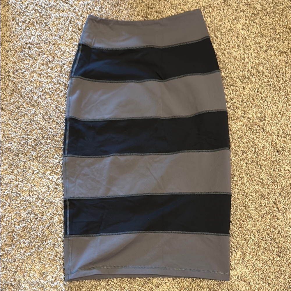 Stylish Gray and Black Women's Skirt